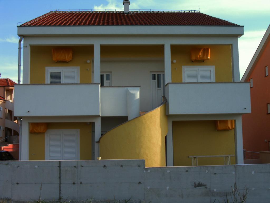 Apartments Iva Povljana Szoba fotó