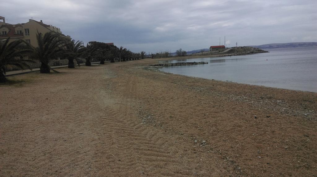 Apartments Iva Povljana Szoba fotó