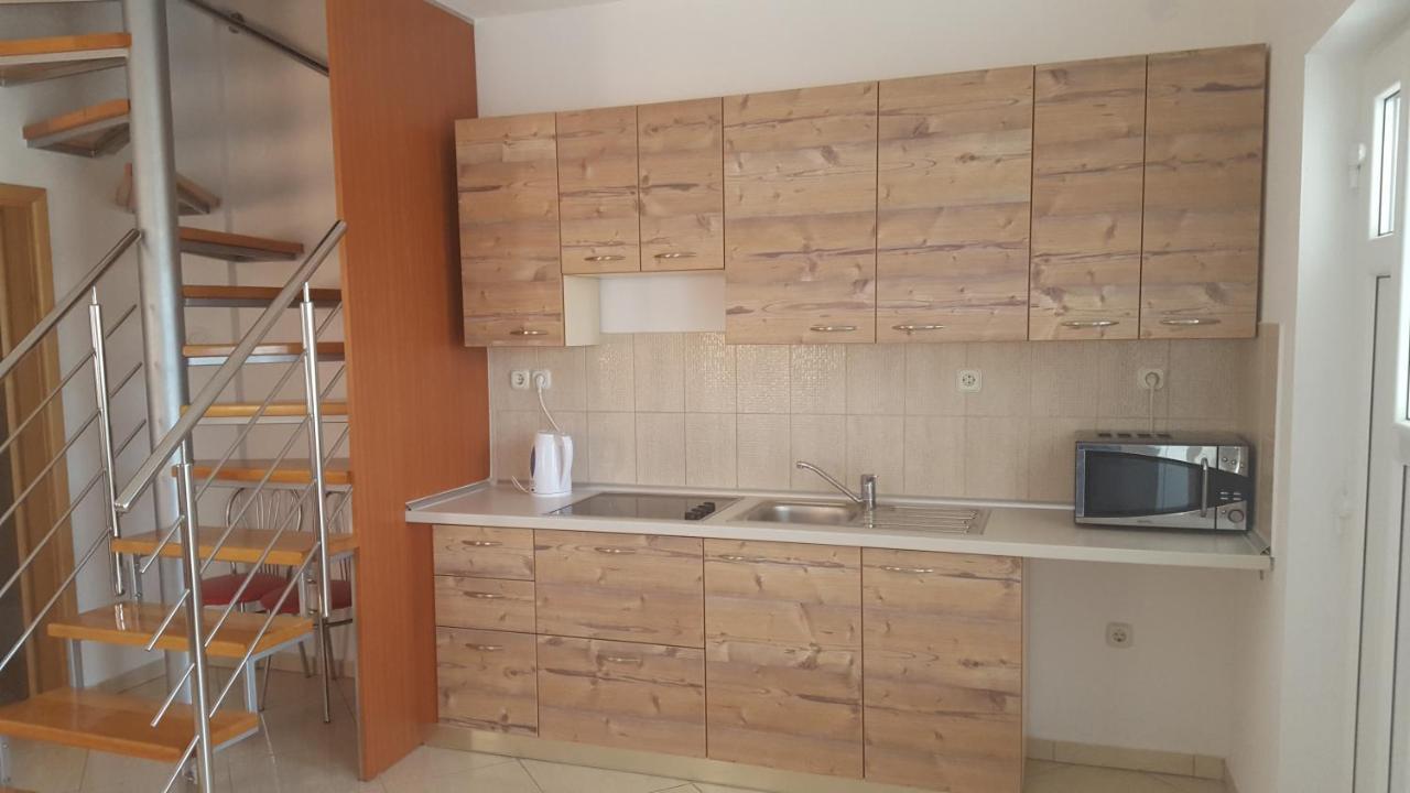 Apartments Iva Povljana Kültér fotó